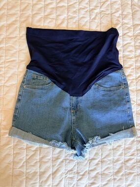 Medium Blue Pinkblush Maternity Denim Shorts - Comfortable Support Size Medium
